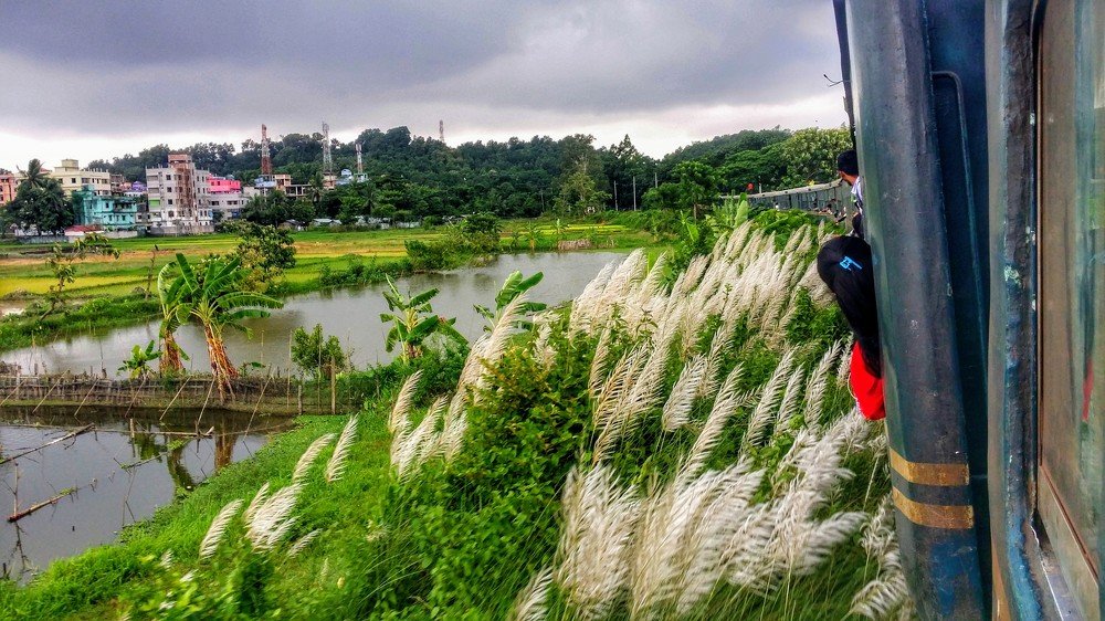 The beauty of Shatol(A train for Universityof Chittagon)