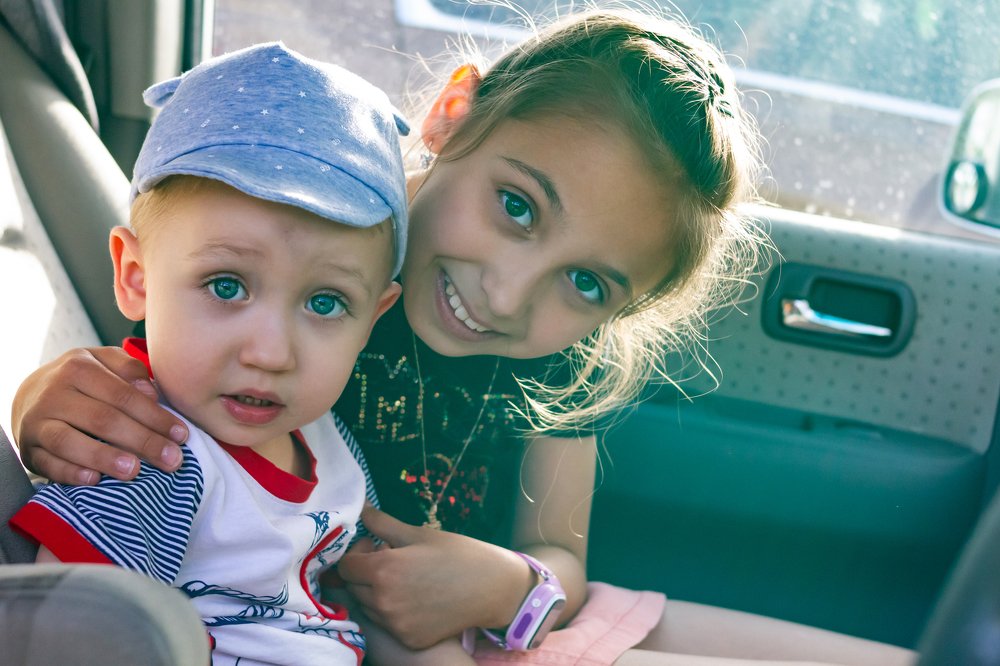 на переднем сиденье