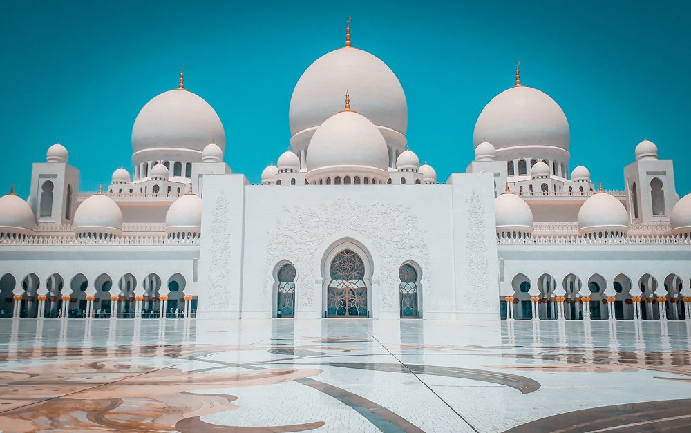 The Sheikh Zayed Grand Mosque.