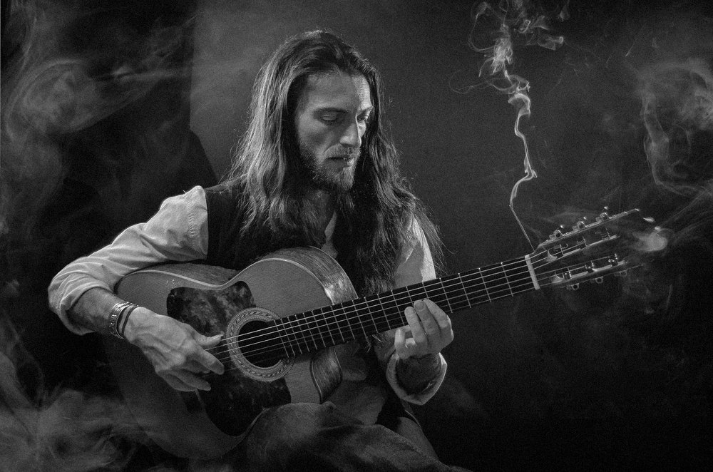 Estas Tonne
