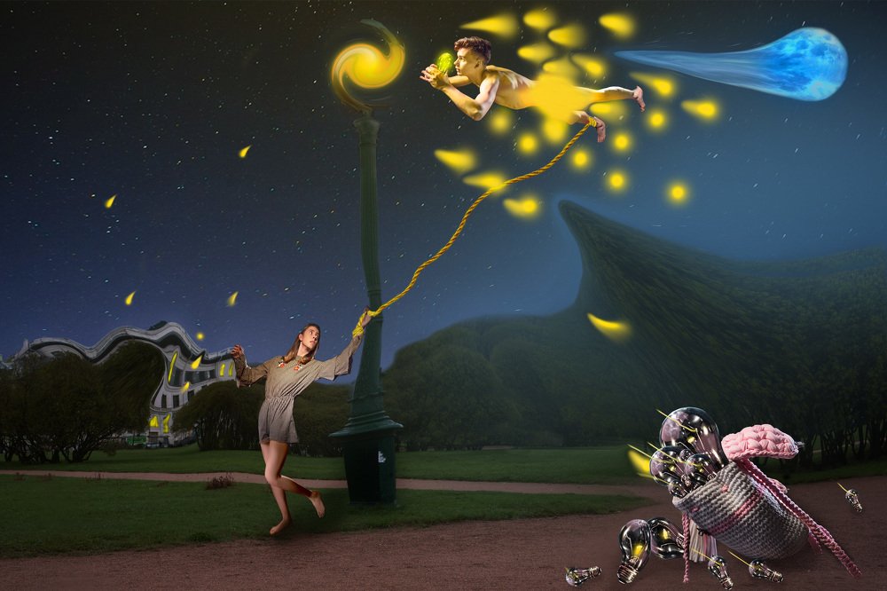 Летит лишь один Flies only one