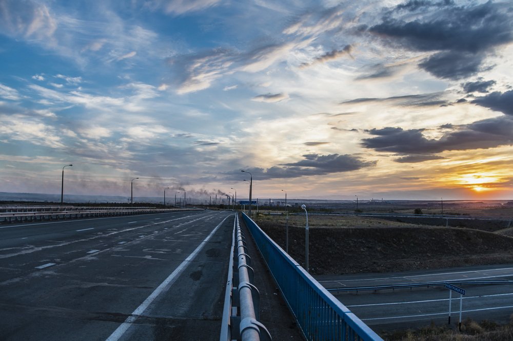 дым Новотроицка