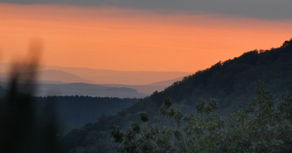 Закат над долинами