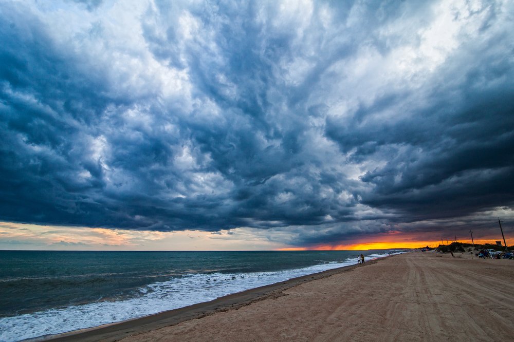 Закат в грозу. Благовещенская. Анапа.
