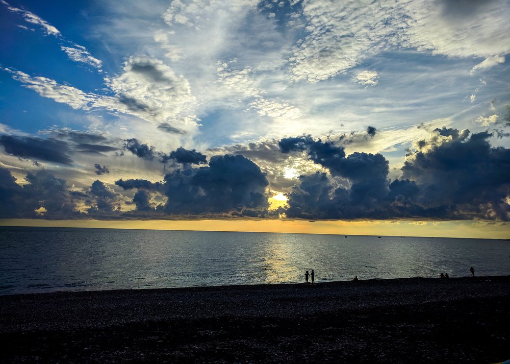 Закат в Адлере