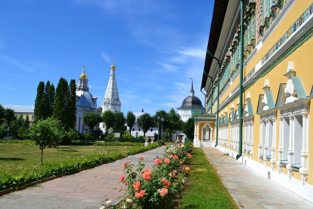 Свято-Троицкая Сергиева Лавра