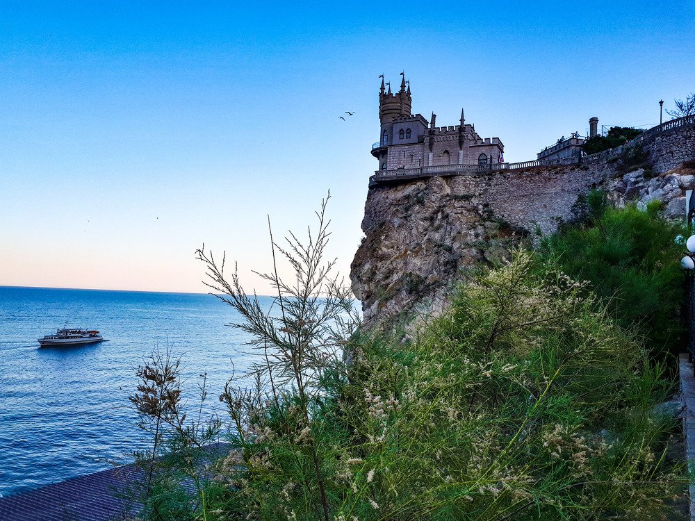 Ласточкино гнездо