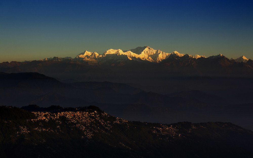 First light on Kanchanjungha