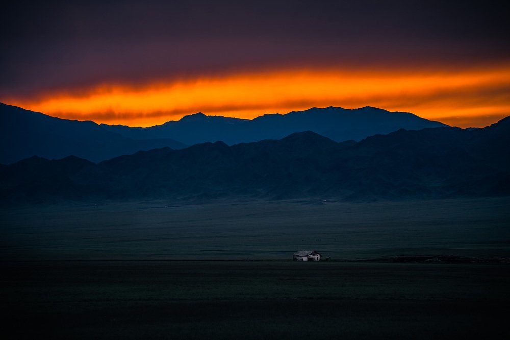 Огонь над казахскими просторами