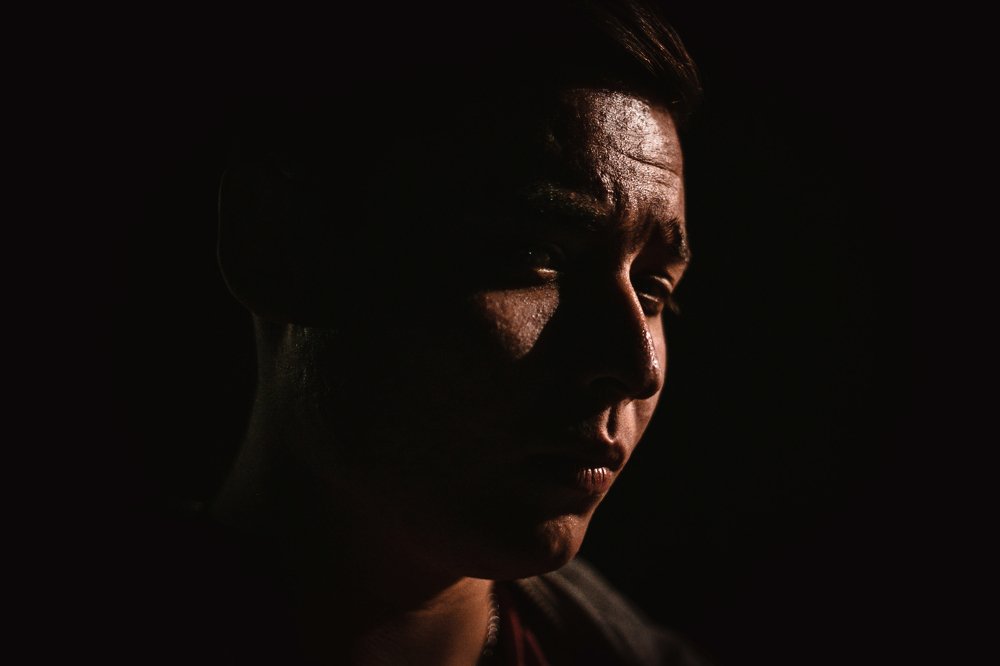 Брутальность в темном ключе