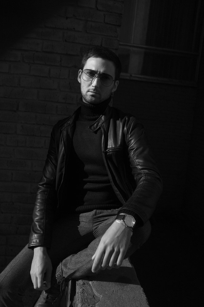 Фотография автора Денис Николенко