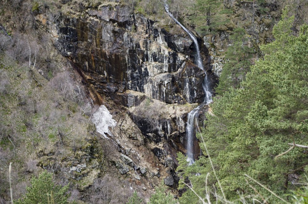 Серебряная нить водопада