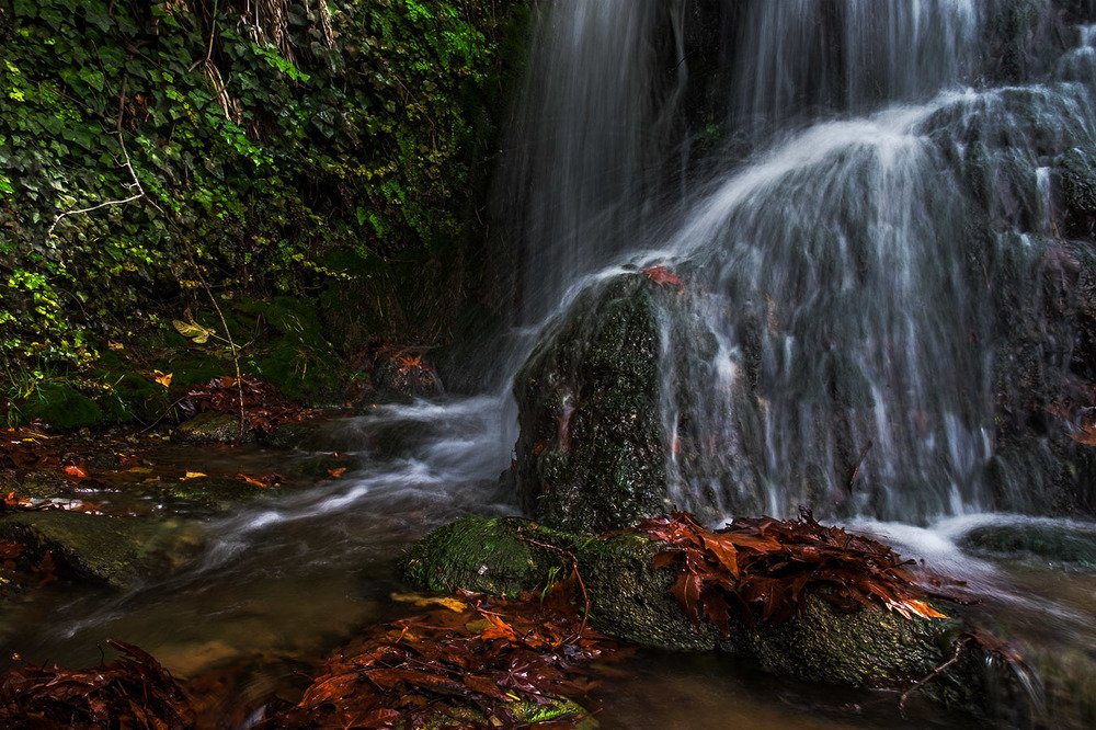 Водопад в кибуце Ха-Гошрим
