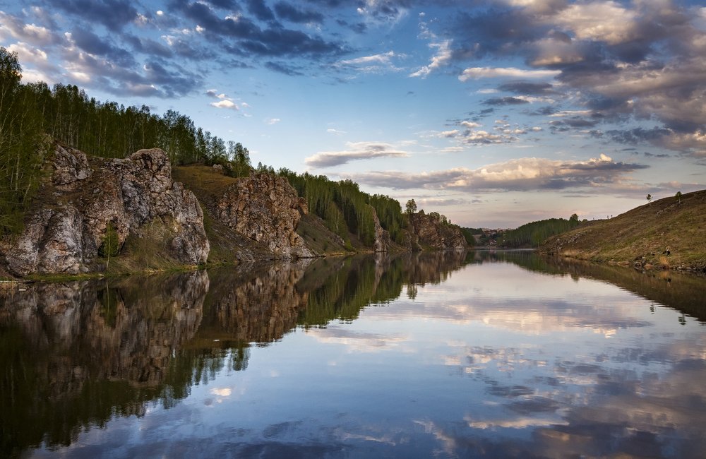 Прекрасный вид с висячего моста