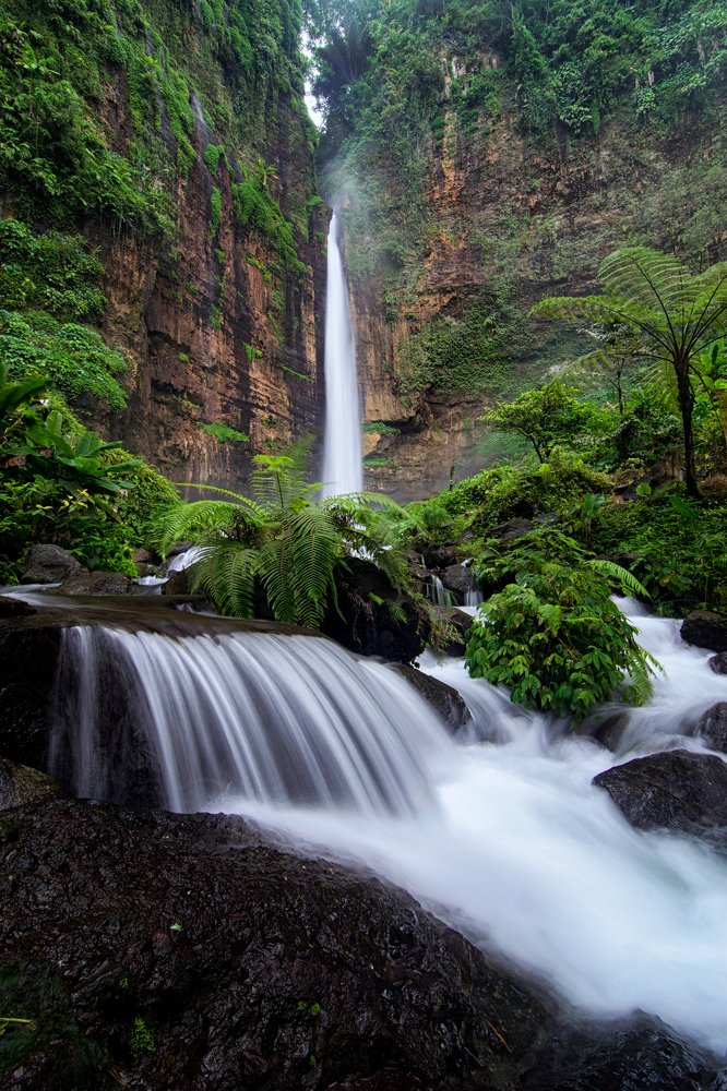 blue cotton waterfall
