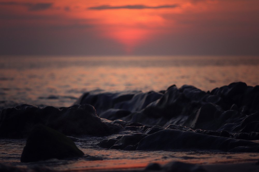 закат над океаном