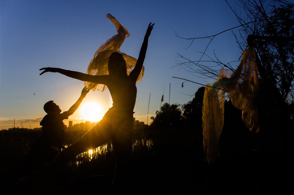 и фотограф и помощник