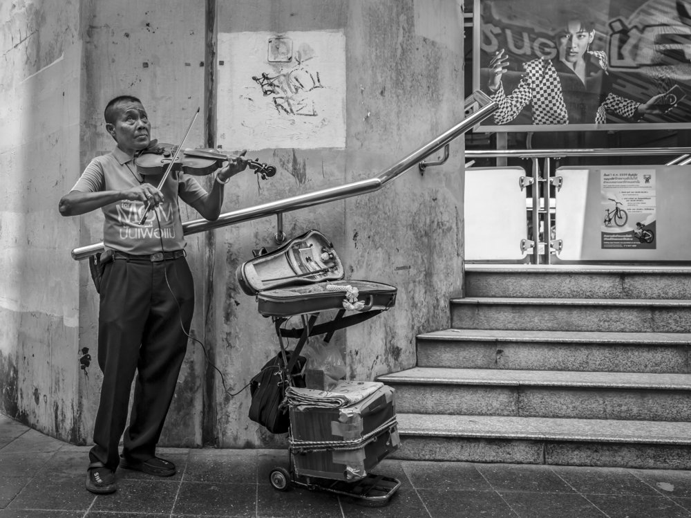 Just listen to my music