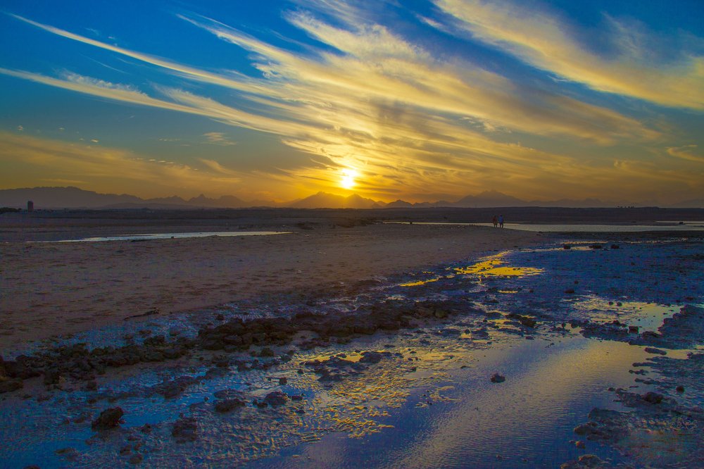 Закат на Красном море