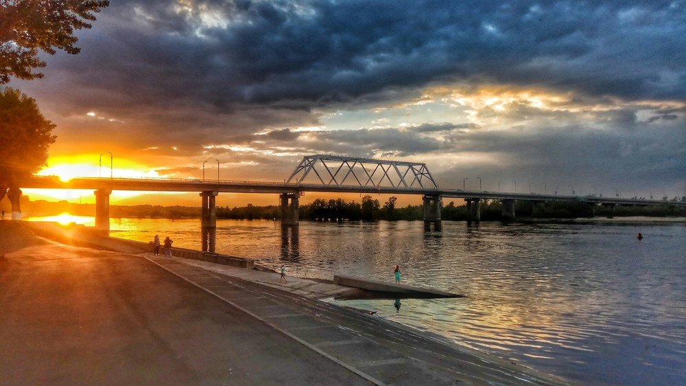 Утро в городе