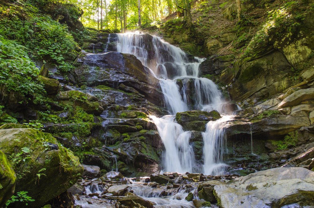 Водопад Ши́пот