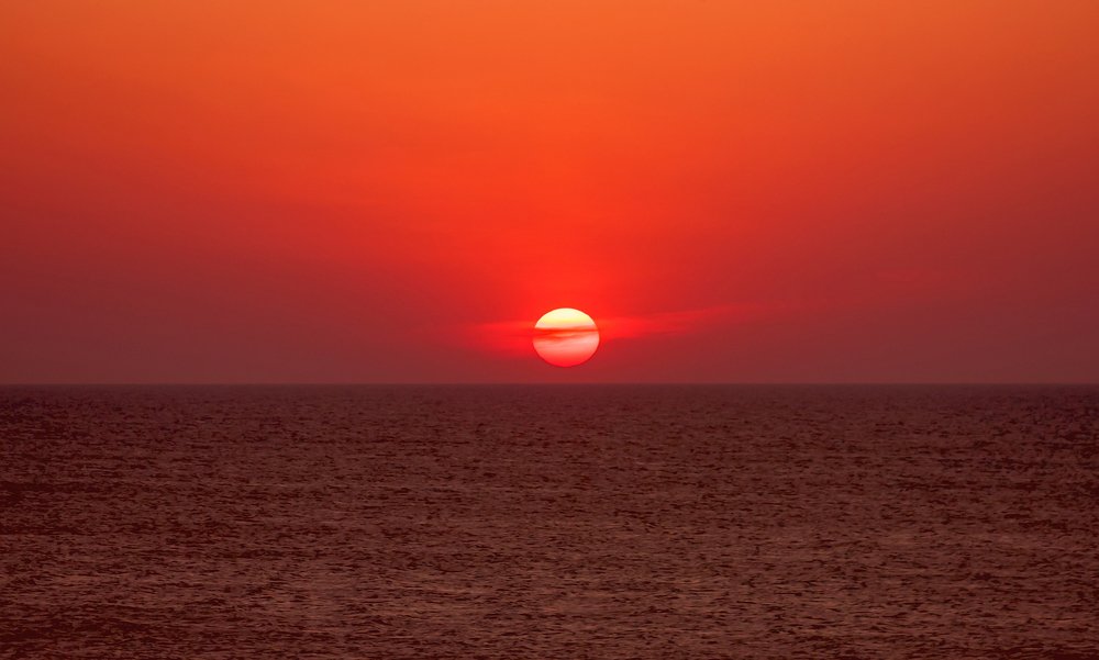 Вечер над морем