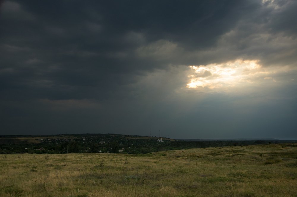 Свет сквозь тьму