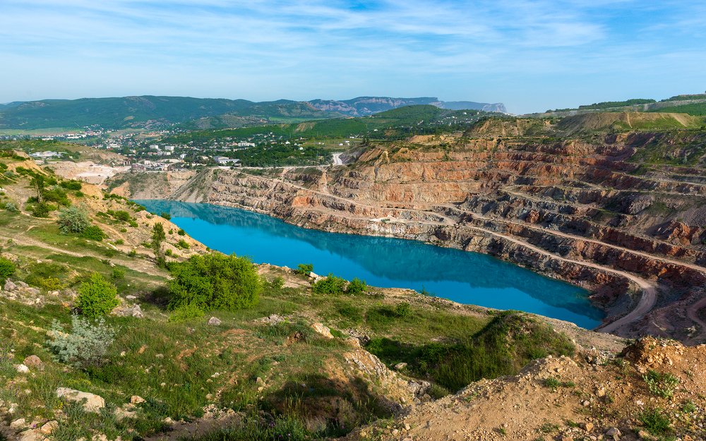 Лазурный карьер