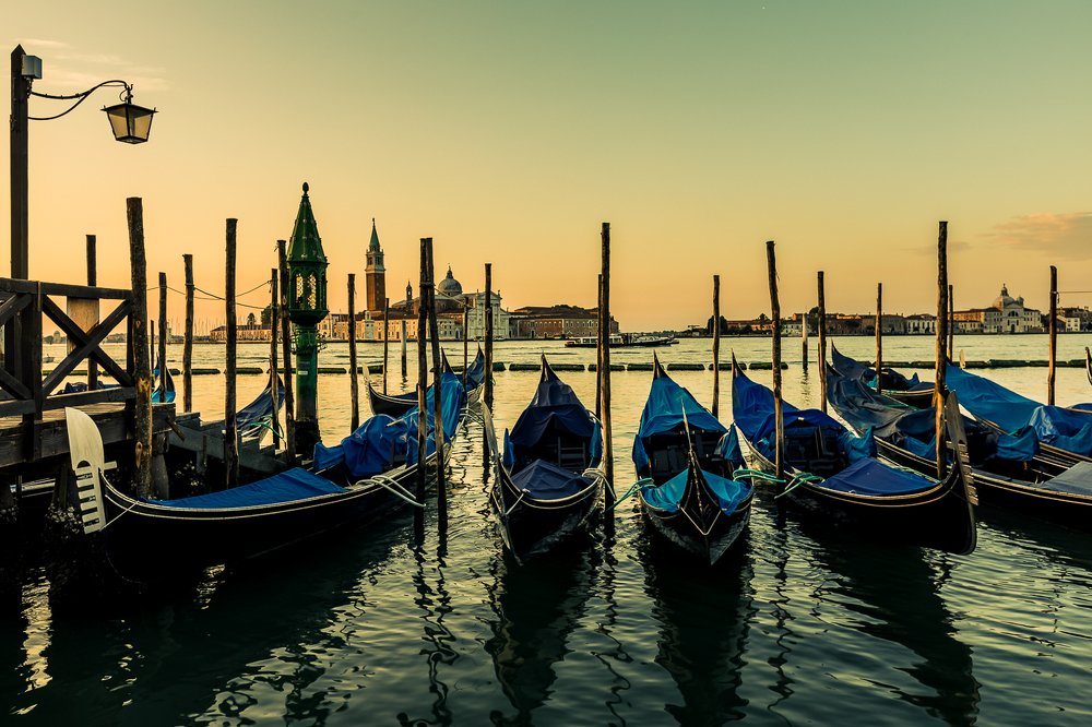 На рассвете