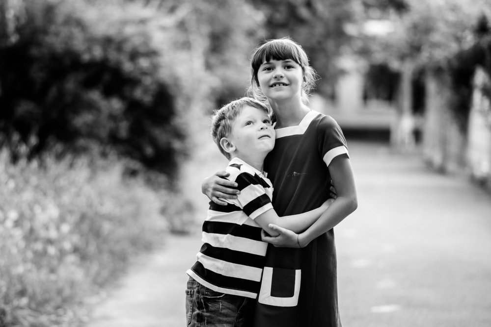 Братско-сестринские узы)