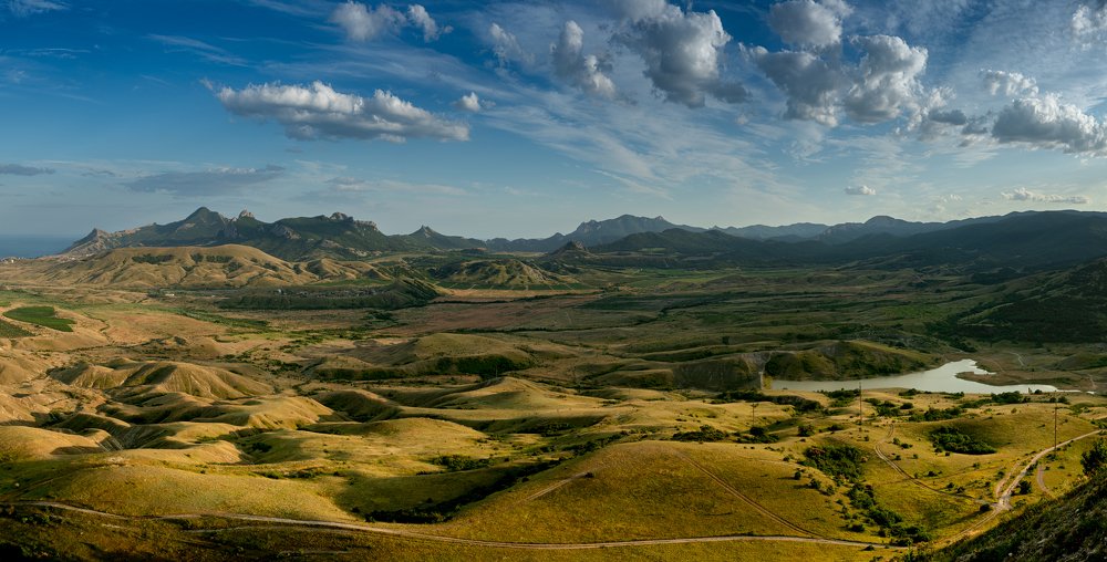 Вид на древний вулкан Кара-Даг
