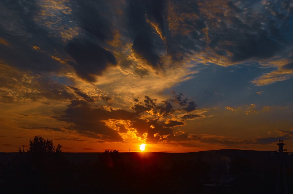 Закат в Оренбургской степи.
