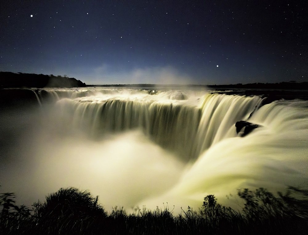 Moonlight in Iguazu