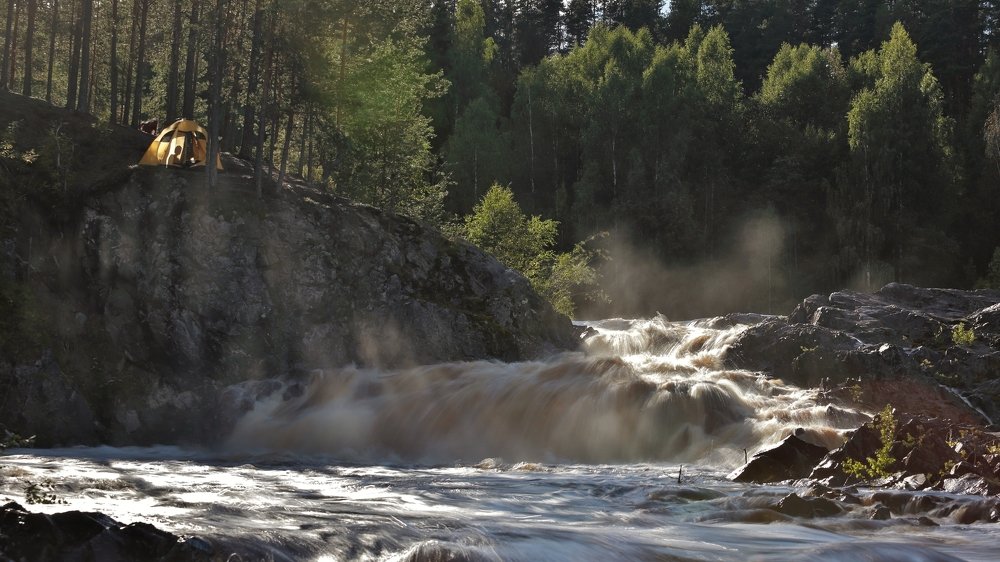 Пор-порог на реке Суна. Карелия.