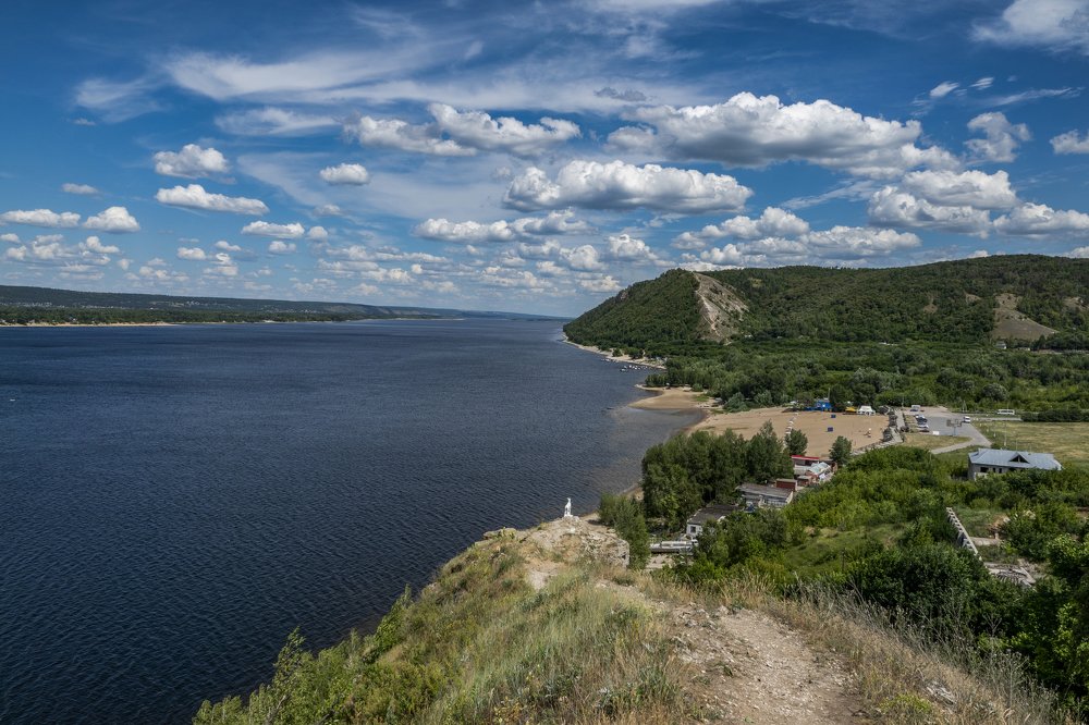 город на Волге - Жигулевск....