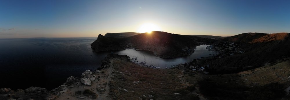 Панорама Балаклавы на закате