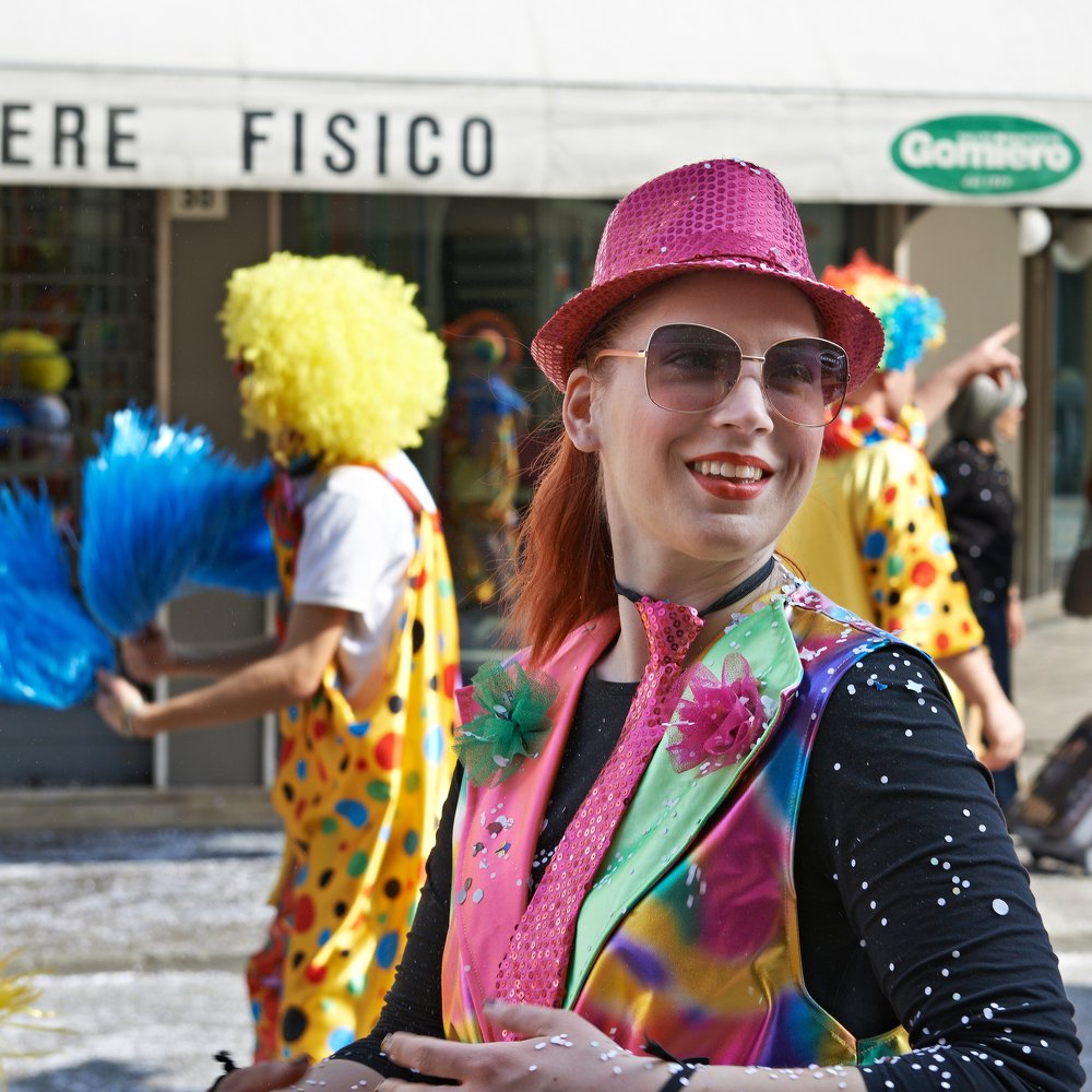 Веселая итальянка