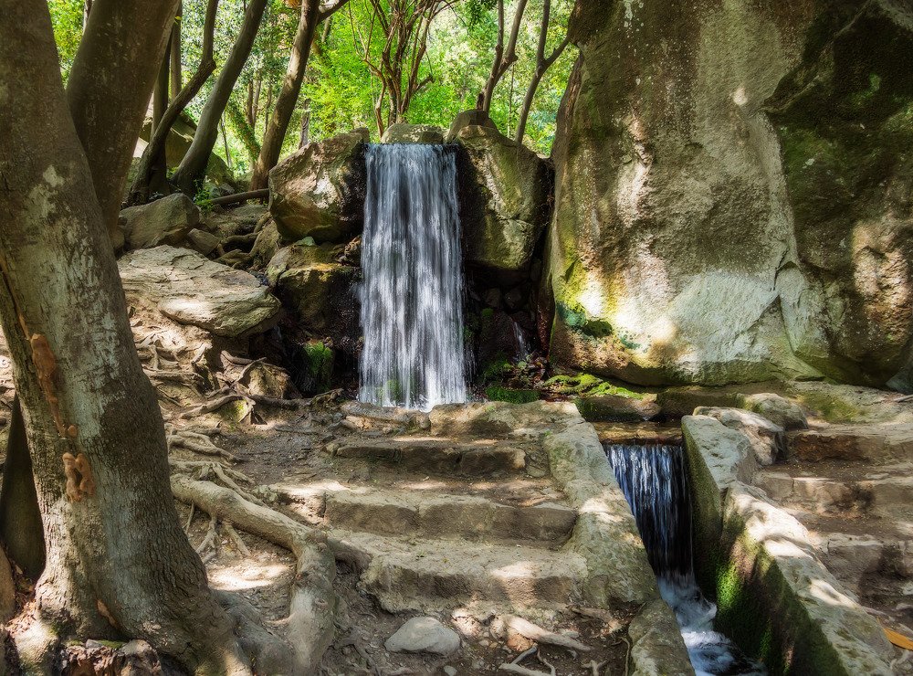 Водопад каменных джунглей