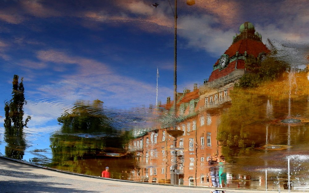 Отражение...