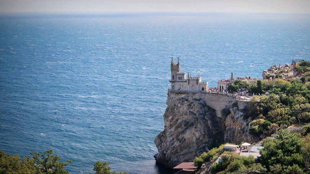 Ласточкино гнездо.