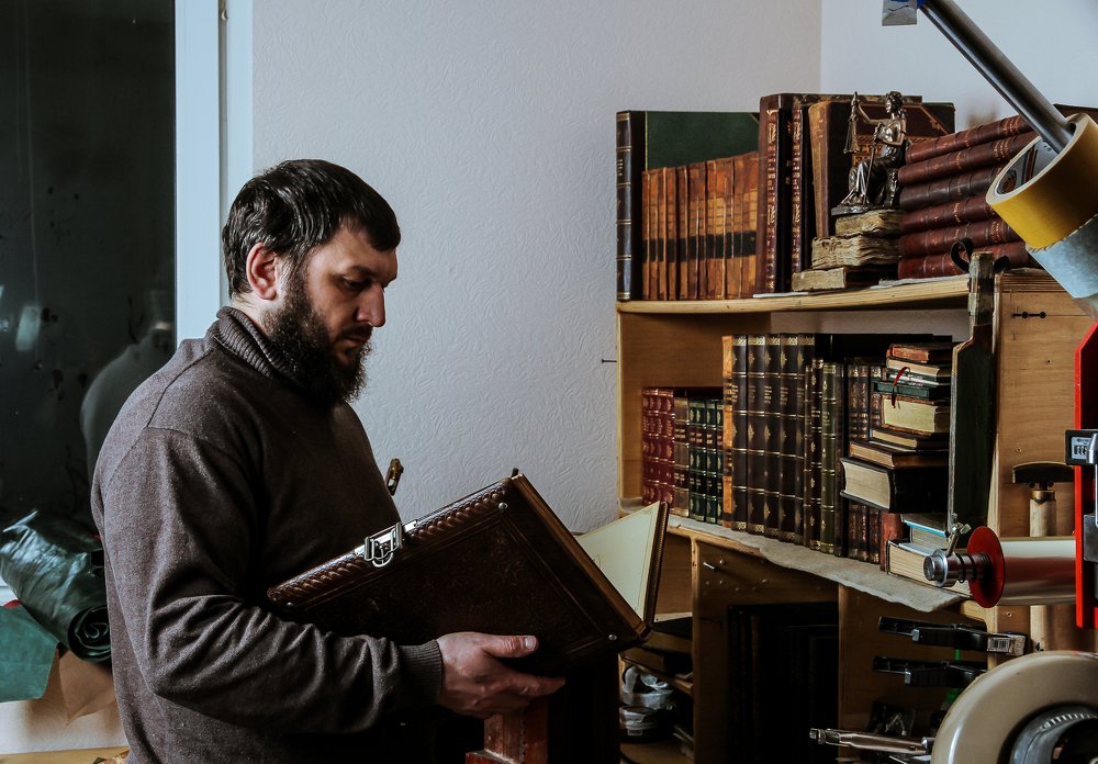 Переплетчик