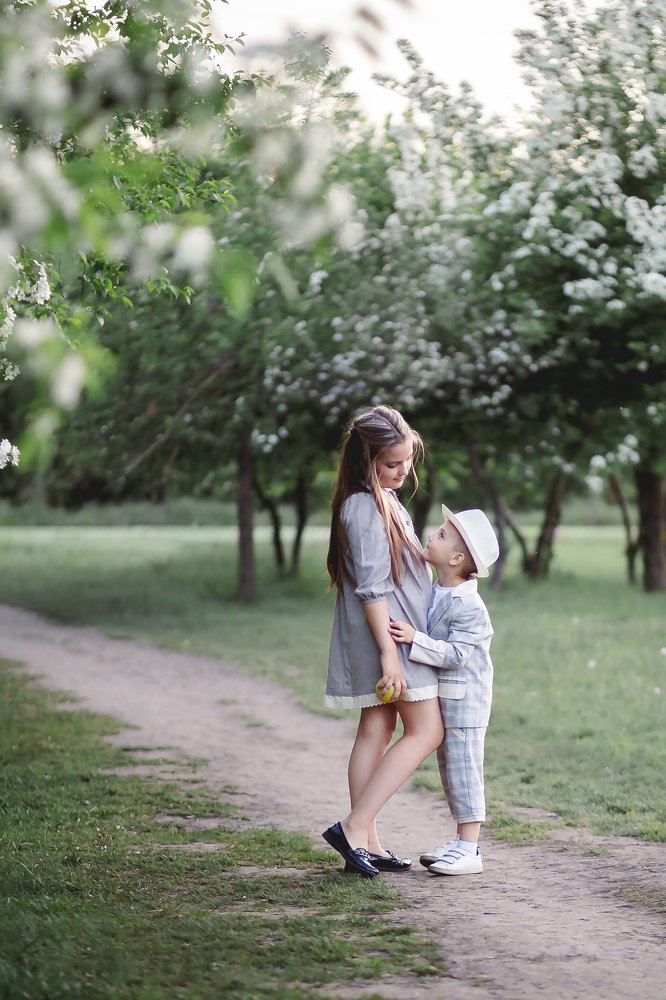 Прогулка в саду