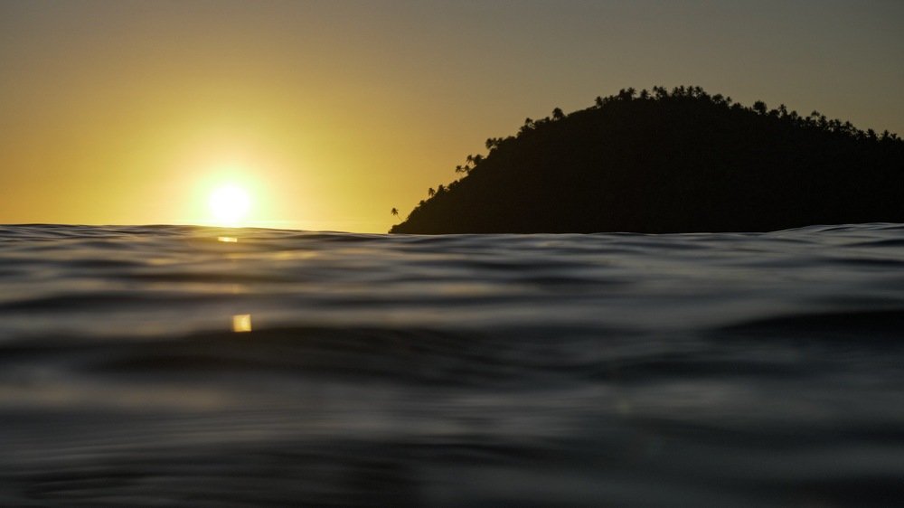 Sunrise wallis island