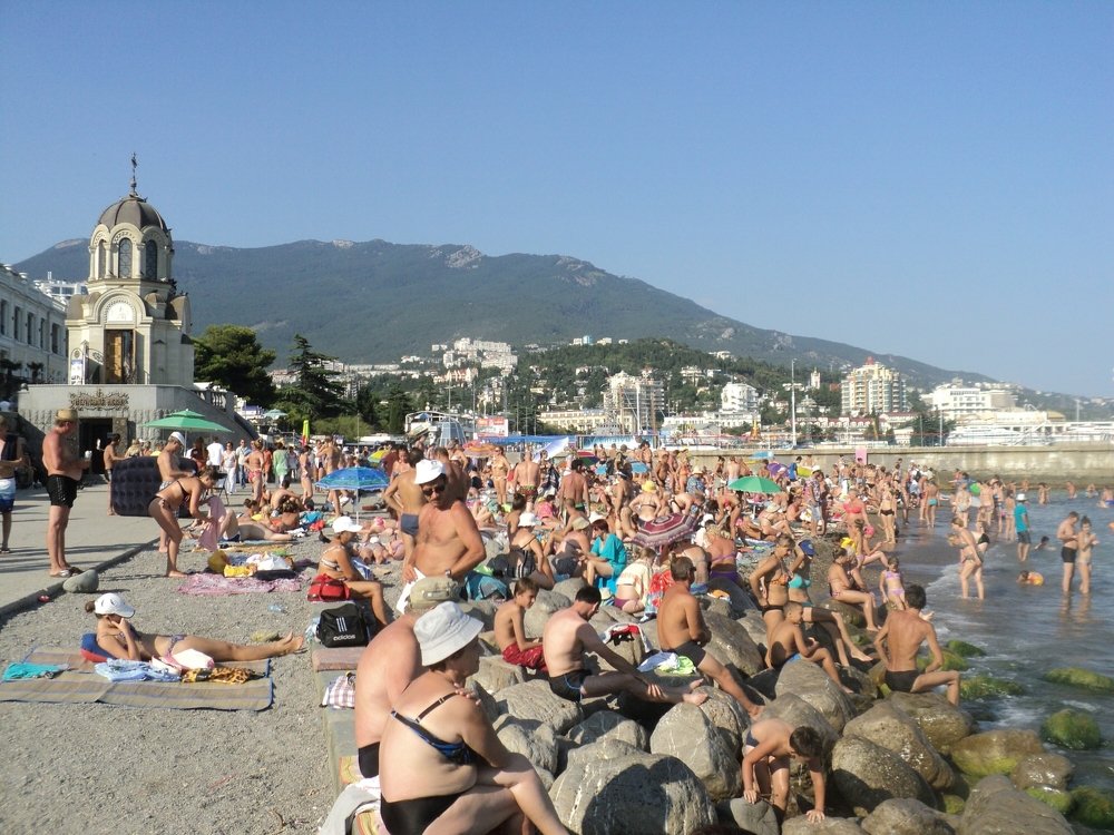 Ялта. Отдыхающие.