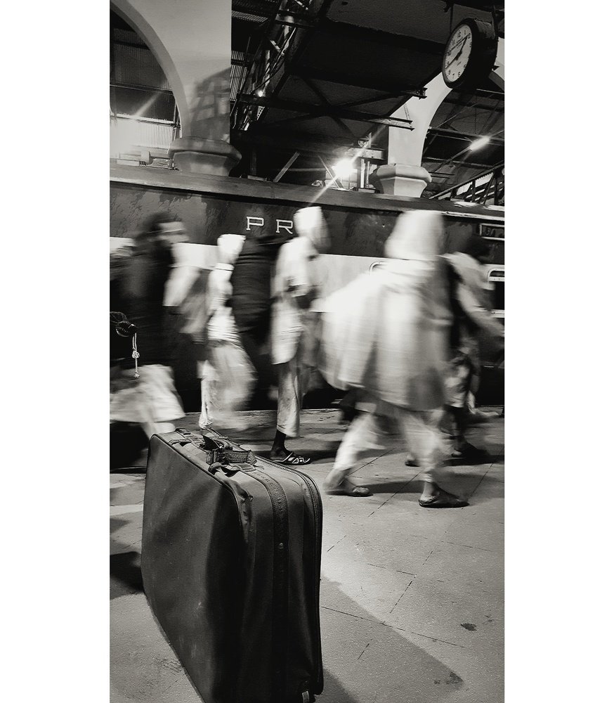 keep your belongings with you