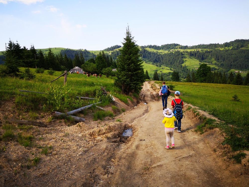 Мандри Карпатами.