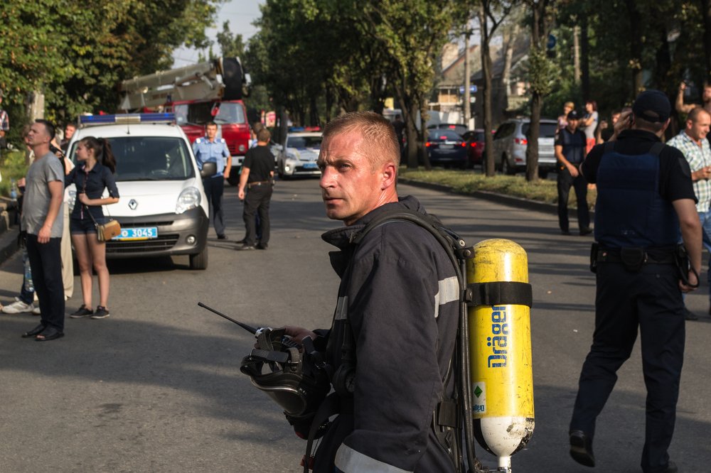 Опасная работа!