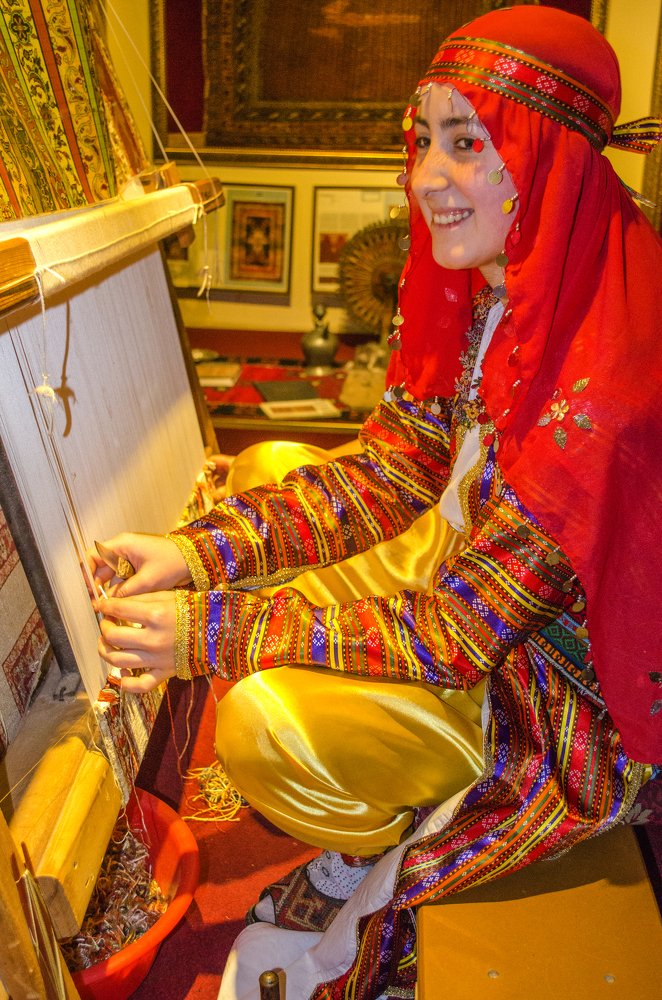 Ткачиха ковров