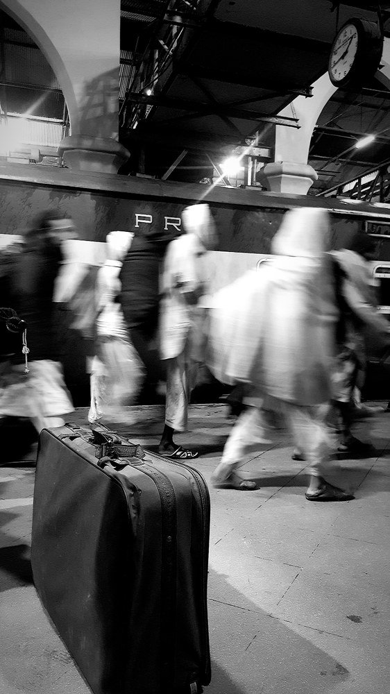 keep your belongings with you