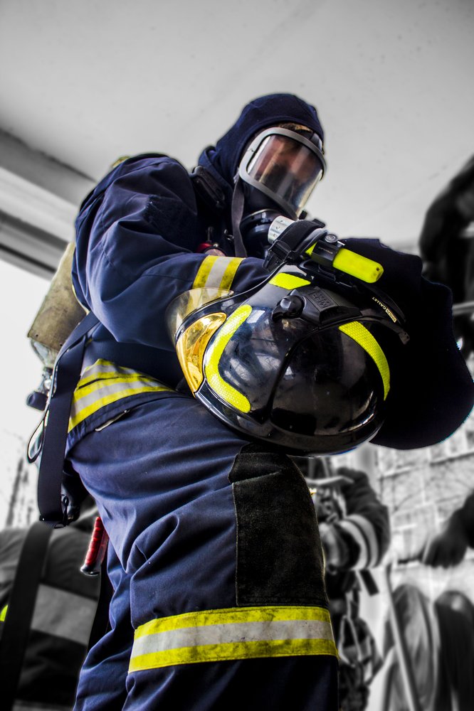 Тренировка пожарного